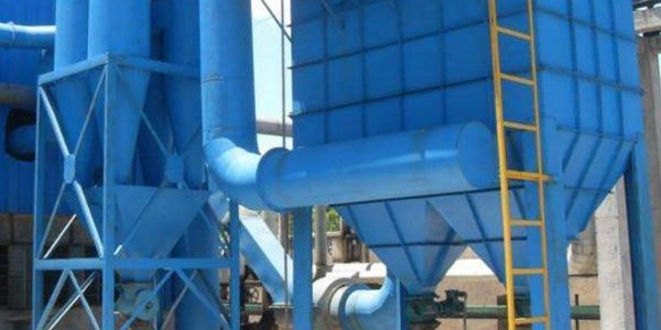 除塵器廠家耀先環(huán)境生產(chǎn)脈沖布袋除塵器，粉塵處理輕而易舉！