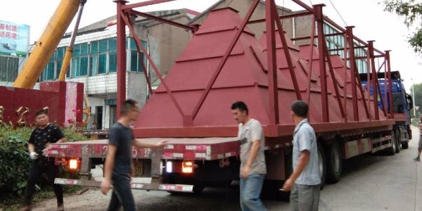 粉塵爆炸需要格外注意，廠家耀先建議選擇脈沖布袋除塵器來預(yù)防！
