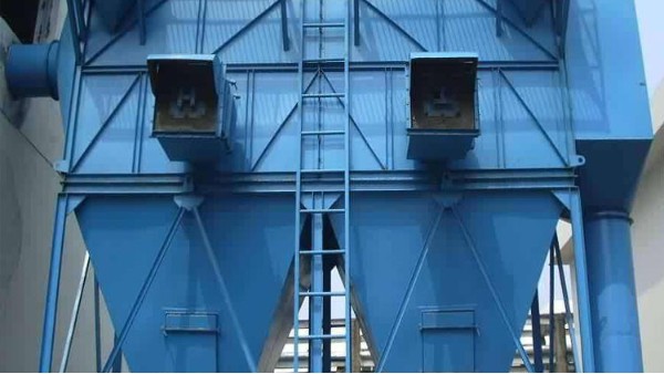 聽說大多數(shù)冶金工廠都裝上了布袋除塵器，廠家耀先環(huán)境大揭秘
